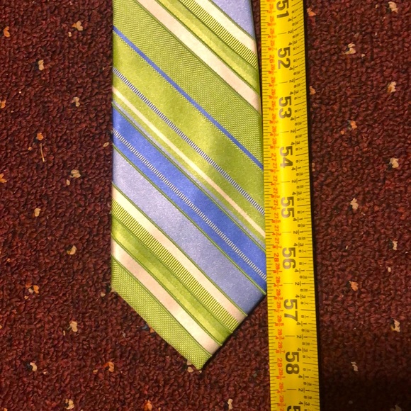 Michael Kors Tie- Diagonal Stripe - Picture 7 of 7